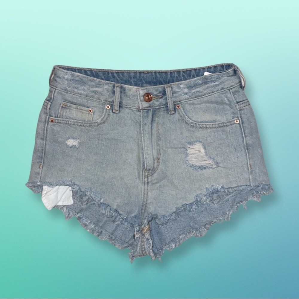 Cut Off Denim Frayed Hem Light Wash Shorts